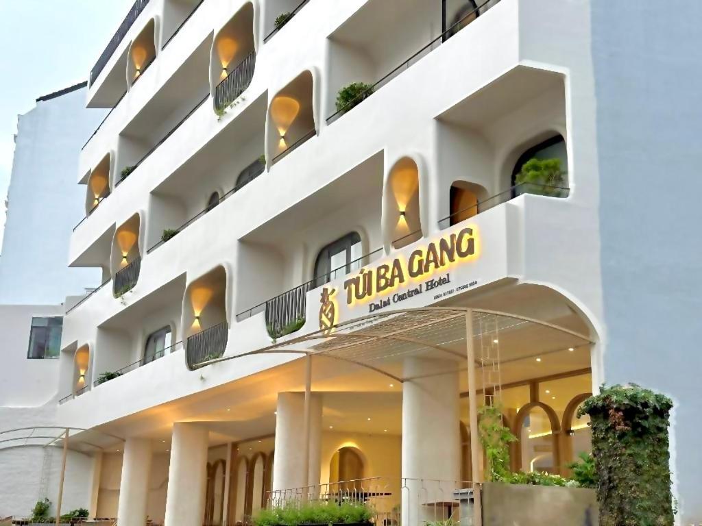 Tui Ba Gang Central Hotel Dalat Eksteriør bilde